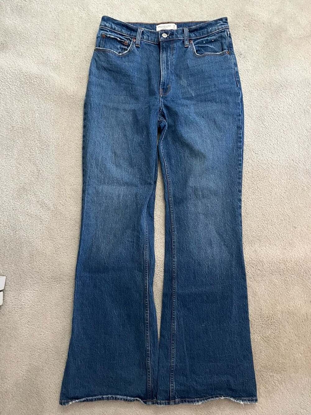 Abercrombie & Fitch The Vintage Flare High Rise Size 29L Blue Jeans